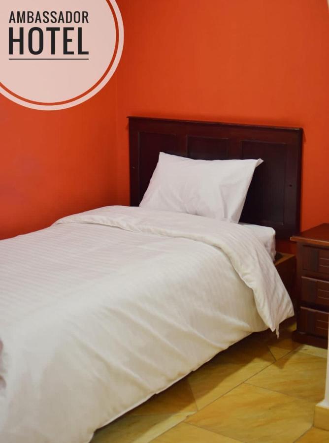 Hotel Ambassador Quito Extérieur photo