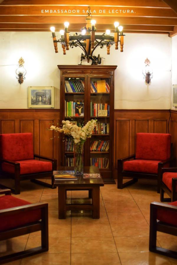Hotel Ambassador Quito Extérieur photo